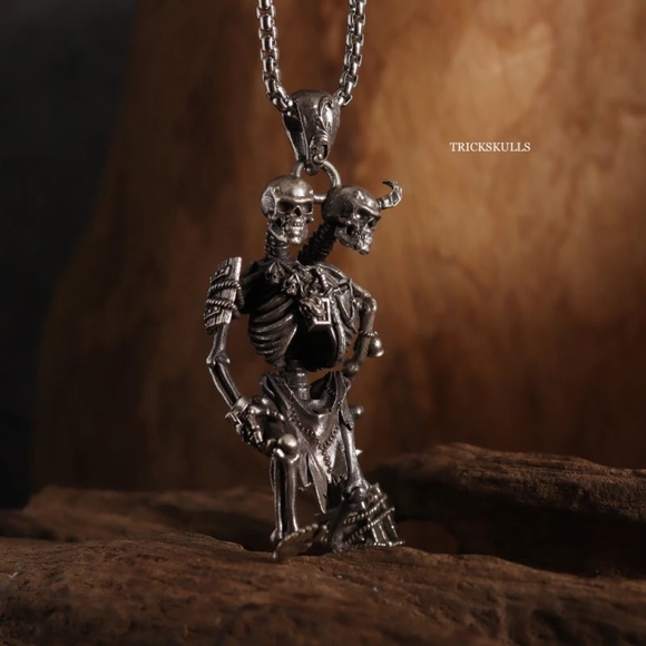 Double Dungeon Skeletons Hammer Skulls Streetwear Pendant & 60cm Round Box Chain - Picture 2 of 9